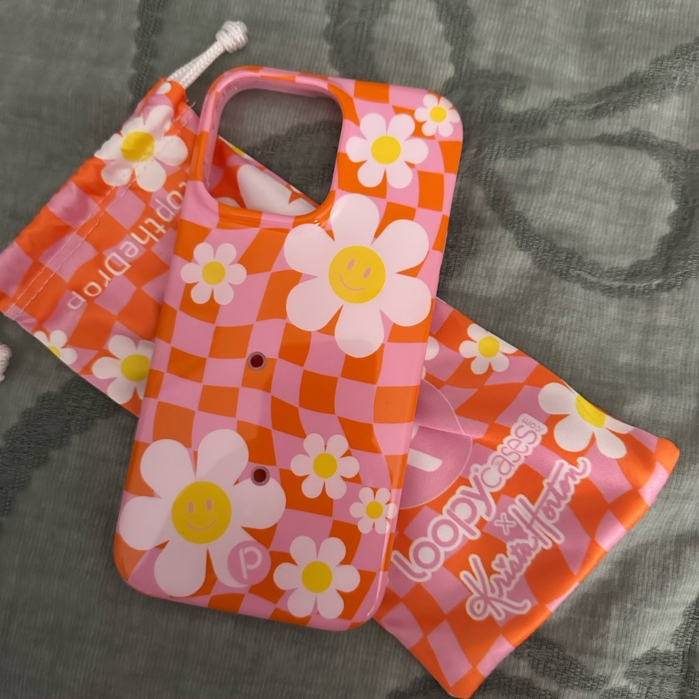 Loopy Case  Floral Checkered Cover - Pink and Orange